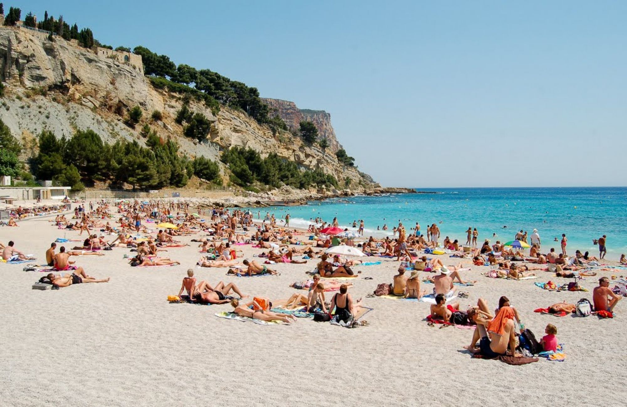 Plages, bord de mer, Cap Canaille, Calanques à Cassis pour flâner