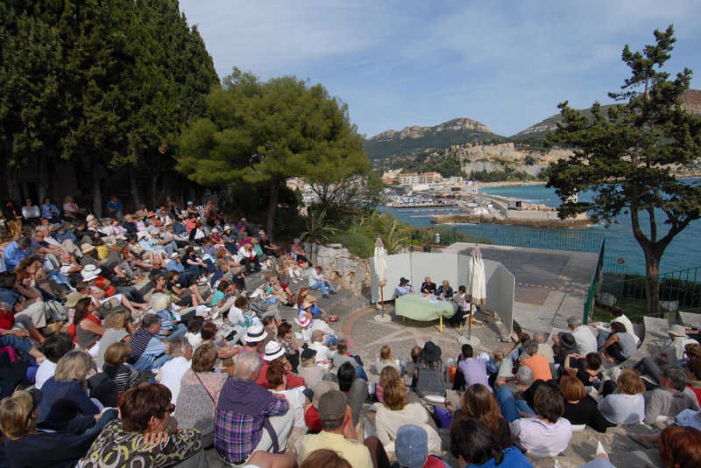 Le Printemps du Livre (Cassis)