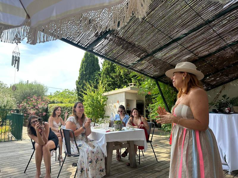Journées sur l'Empowerment Féminin organisée par Les Diners OSE dans notre villa avec piscine à Cassis