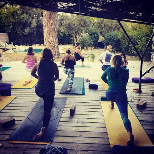 Respirer, s’étirer, ralentir. Ici, le temps s’accorde à votre souffle.